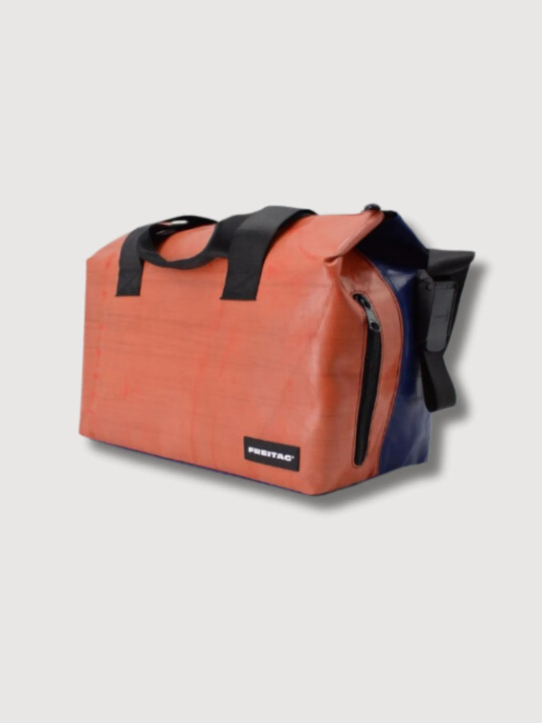 Bag F45 Lois Blue & Red In Used Truck Tarps | Freitag