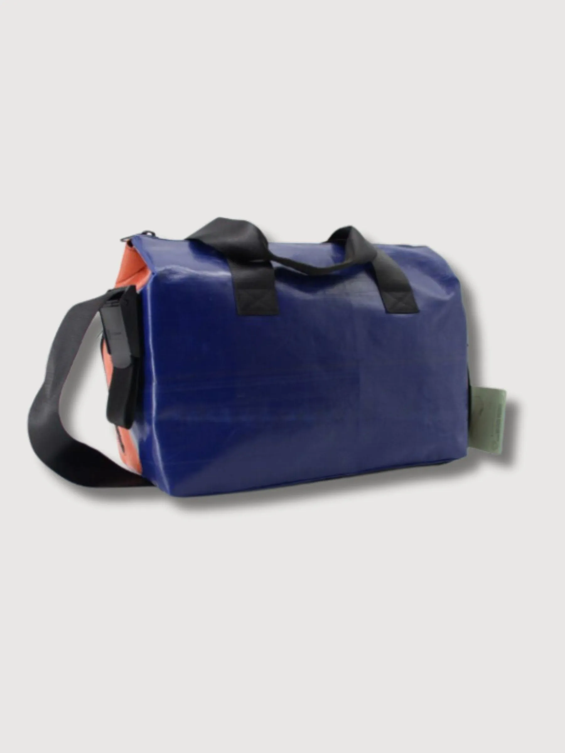 Bag F45 Lois Blue & Red In Used Truck Tarps | Freitag