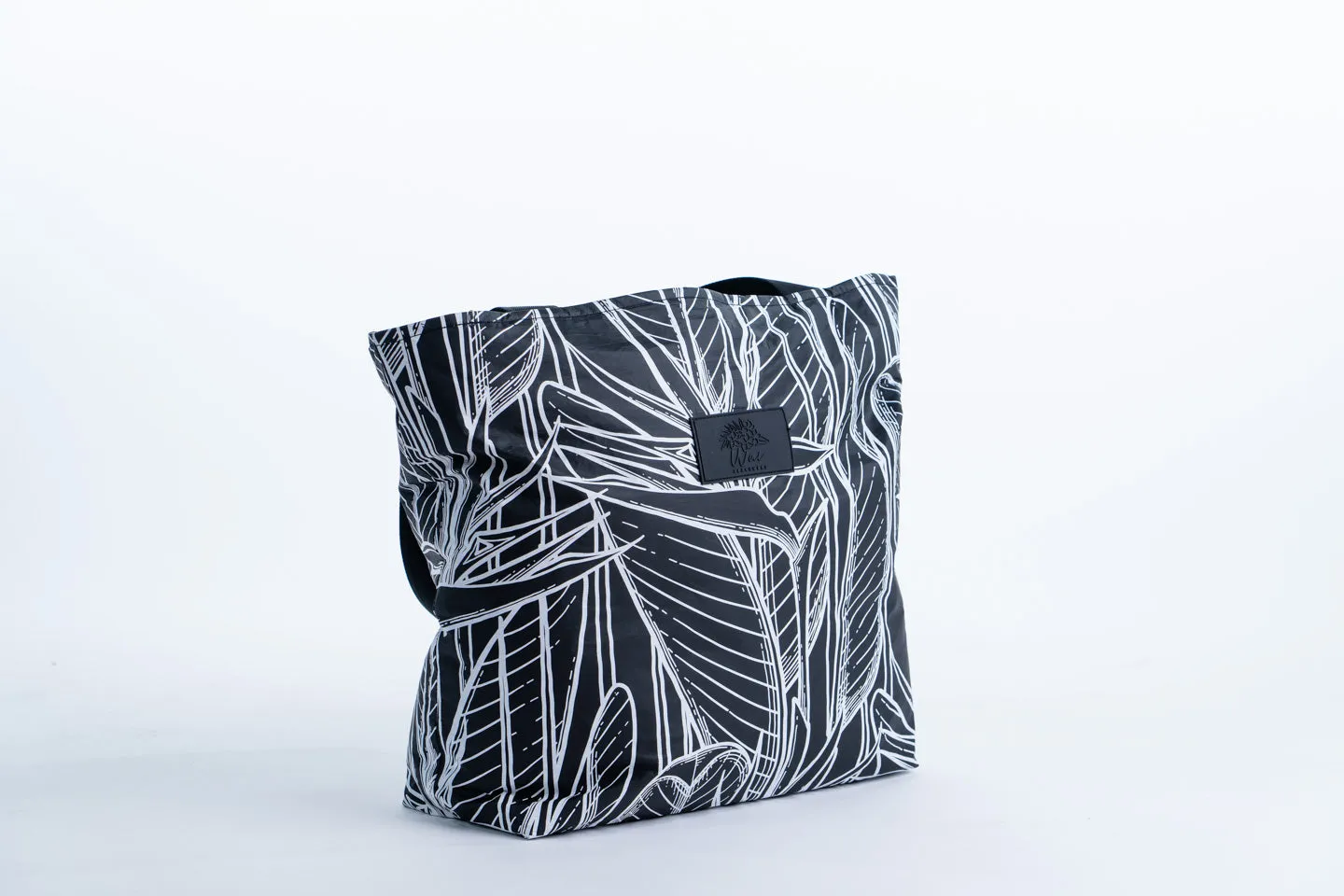 Black Strelitzia - Tote