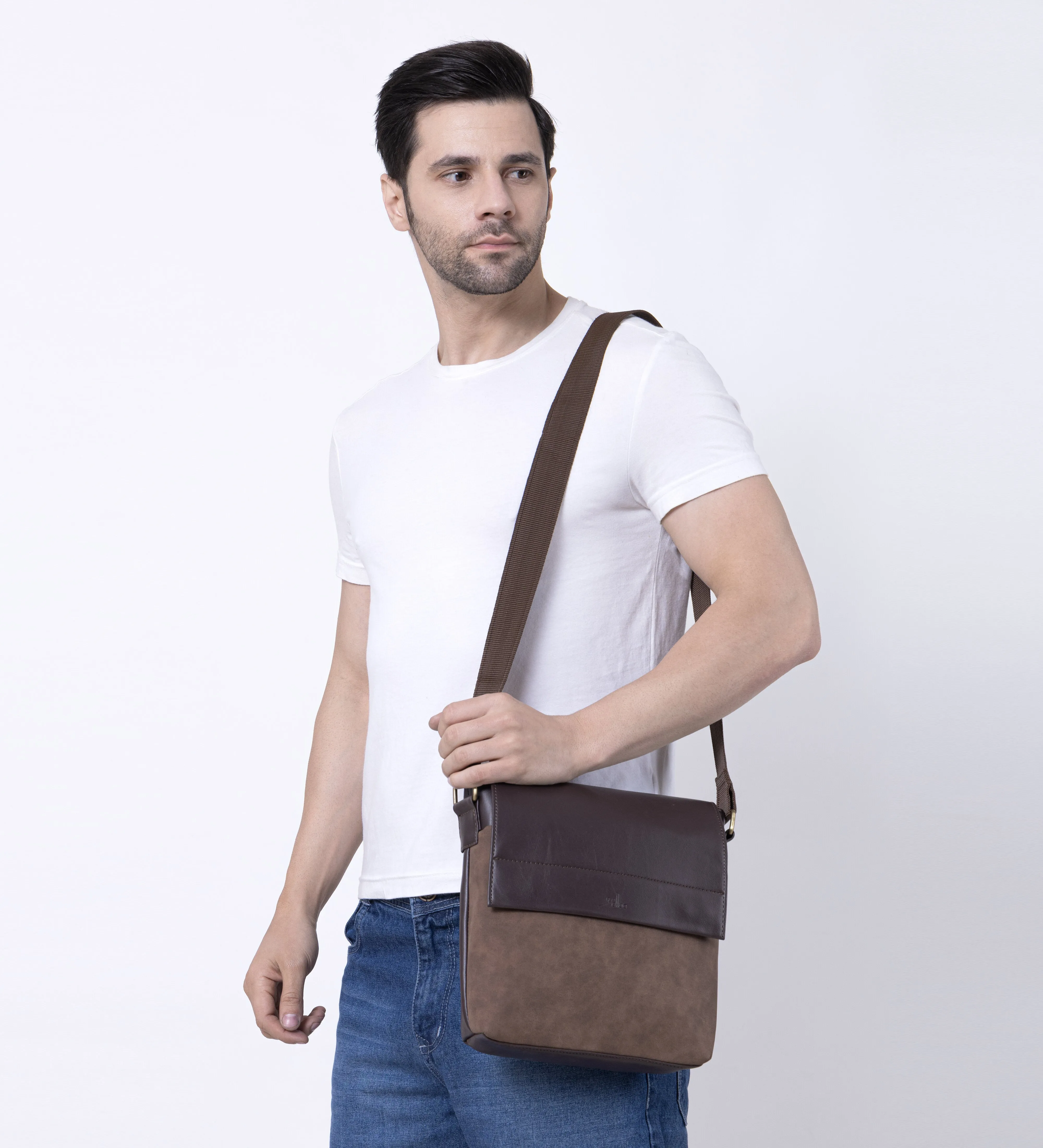 Brown Spacious Mens Messenger Bag