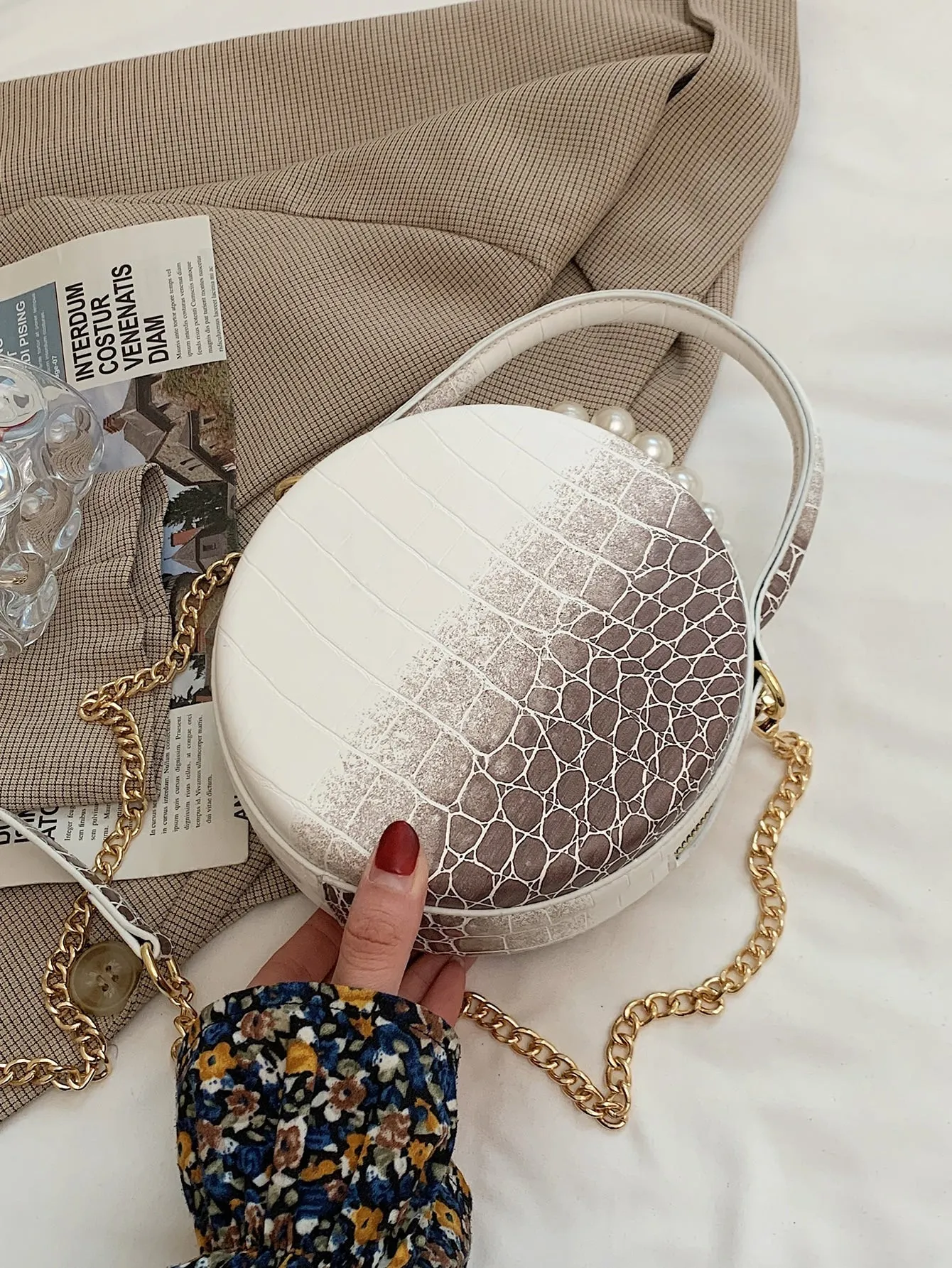 Faux Pearl Beaded Chain Circle Bag