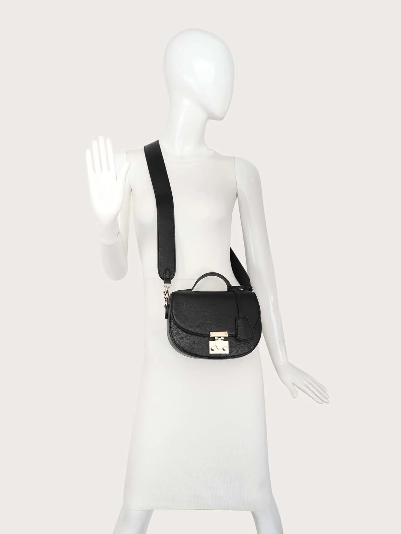 Minimalist Flap Saddle Bag