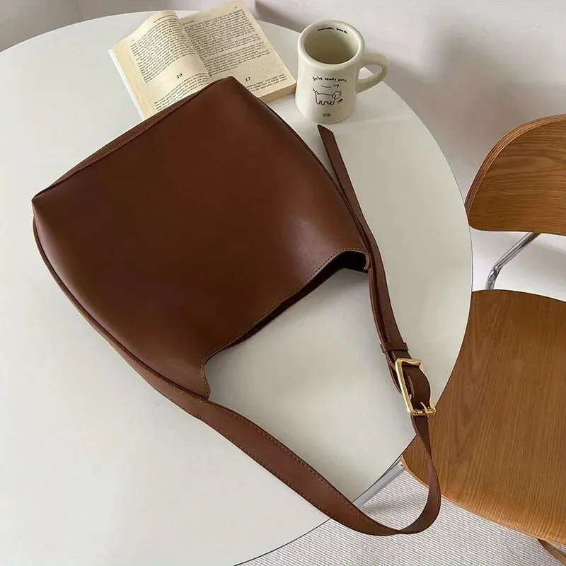 Minimalist Leather Shoulder Bag