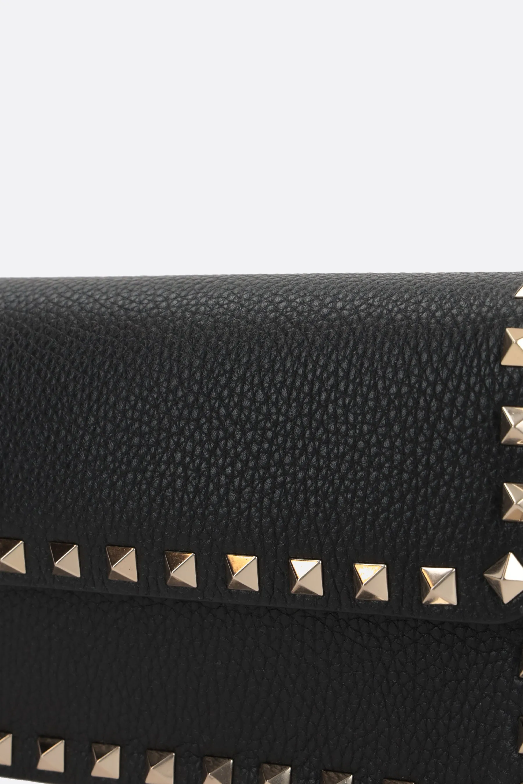 Rockstud Grained Leather Chain Wallet