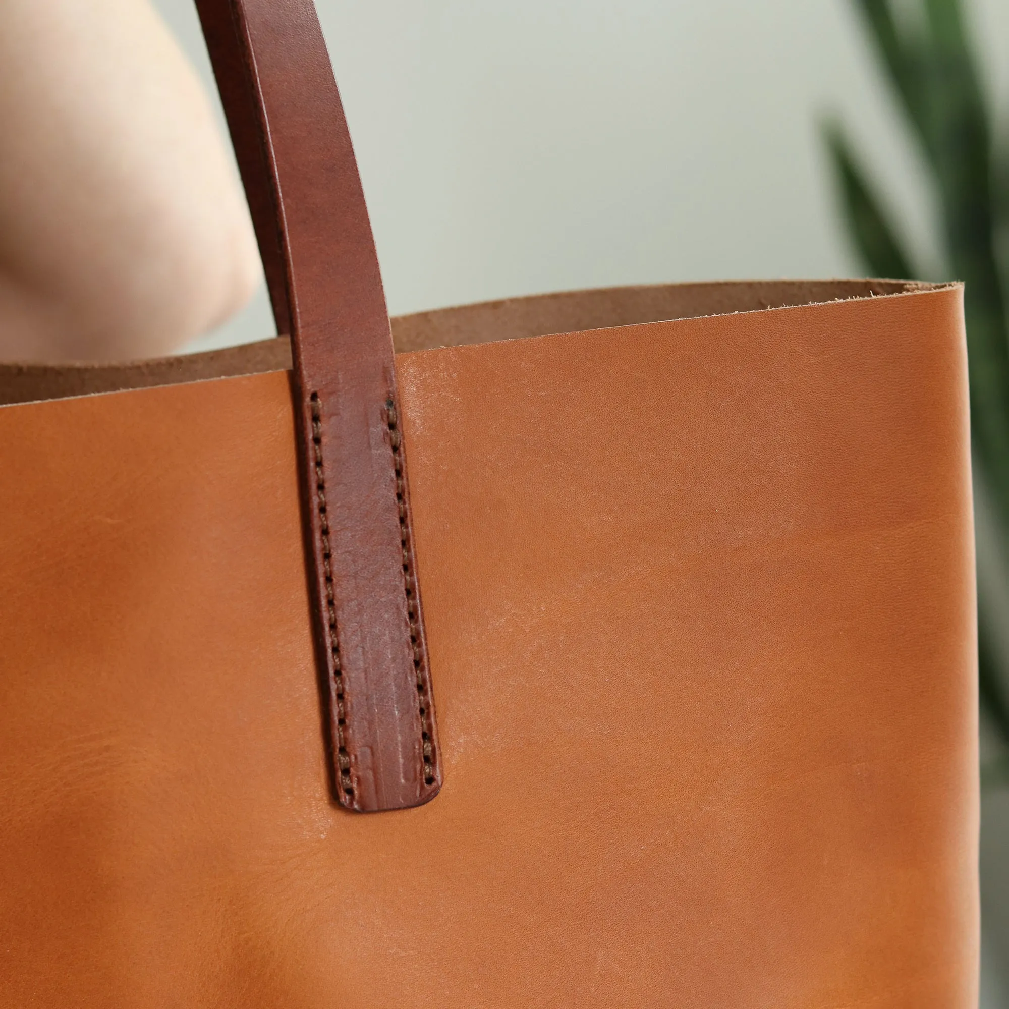 Seconds Sale - Minimalist Leather Tote - Tan