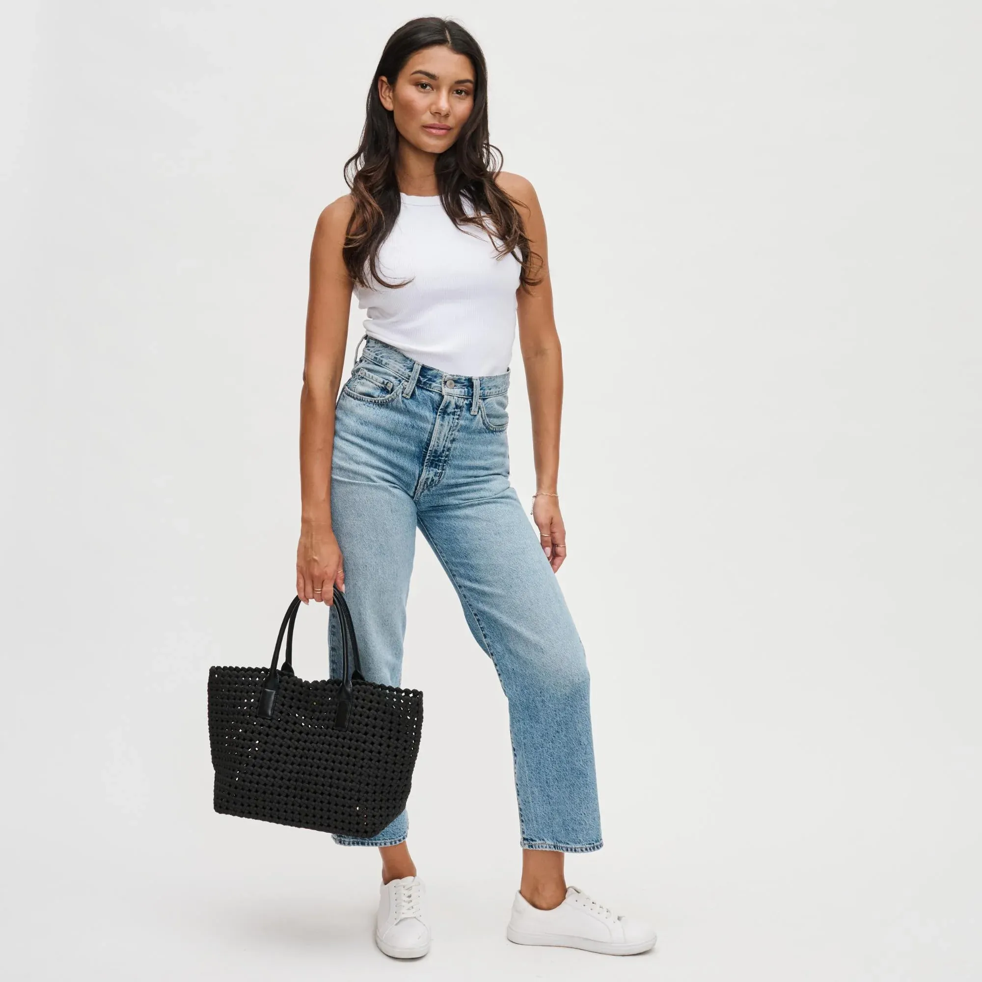 Solstice Medium Tote Black