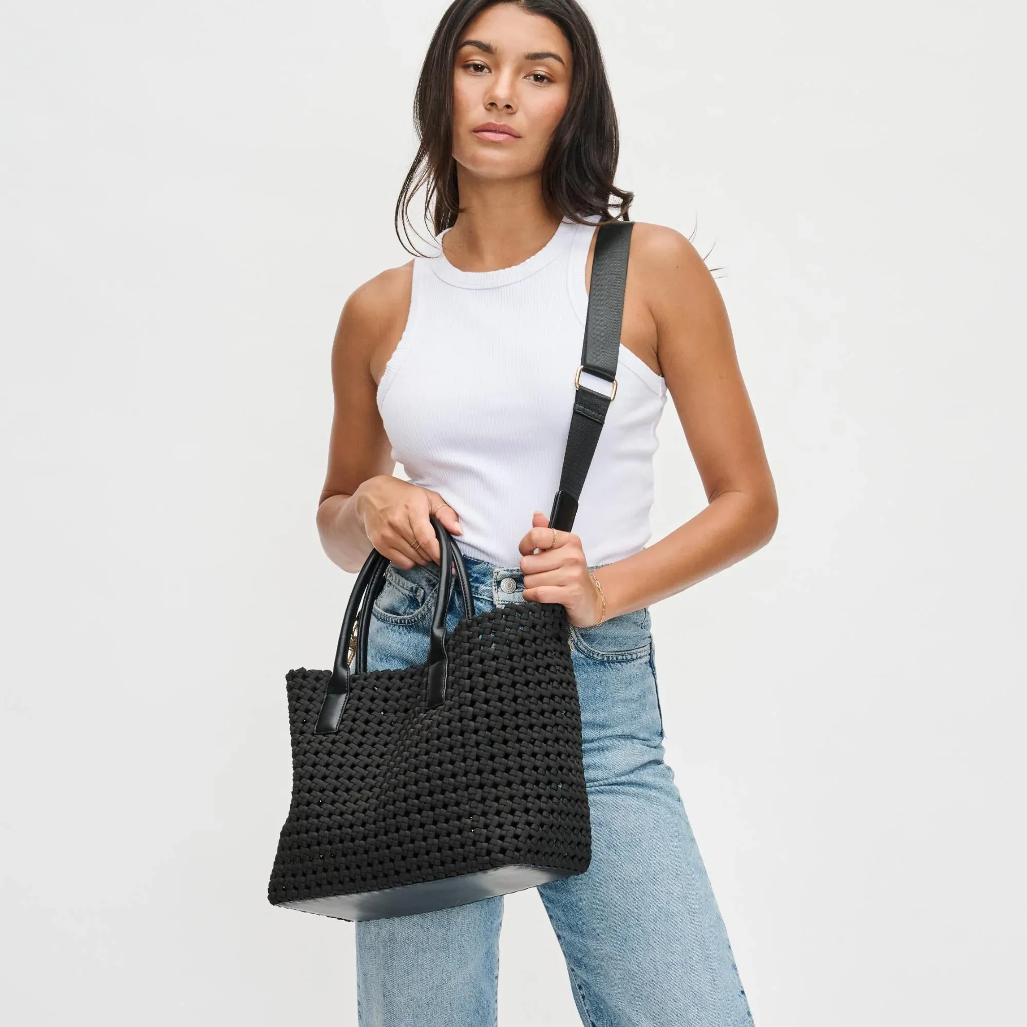 Solstice Medium Tote Black