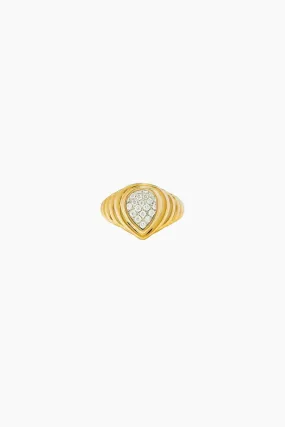 Yvonne Léon Mini Berlingot Pear Diamond Ring - Yellow Gold